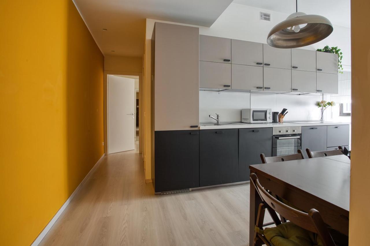 Joivy Vibrant 2Bed Apt With Balcony Milaan Buitenkant foto
