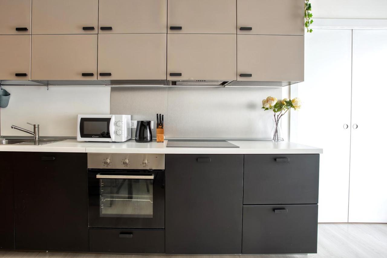 Joivy Vibrant 2Bed Apt With Balcony Milaan Buitenkant foto