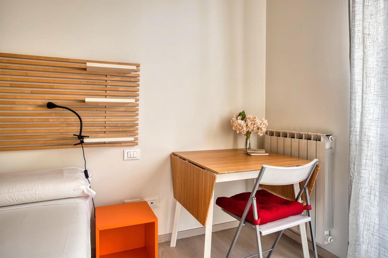 Joivy Vibrant 2Bed Apt With Balcony Milaan Buitenkant foto